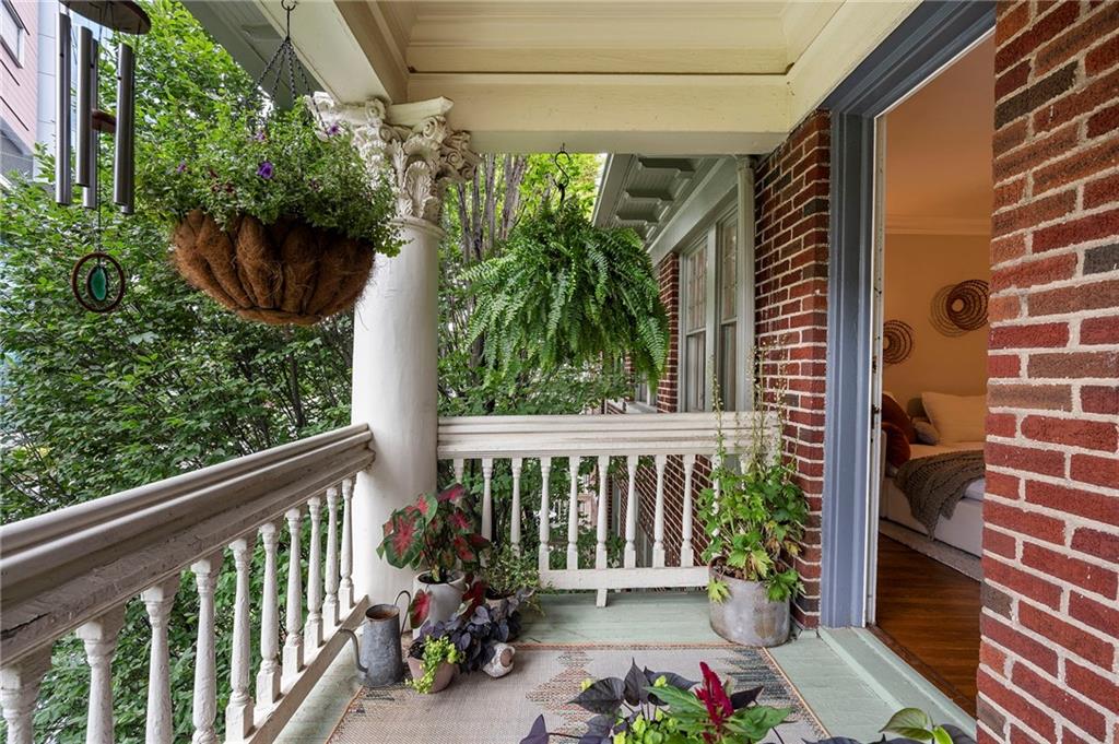 2 Collier Road NW Unit 9