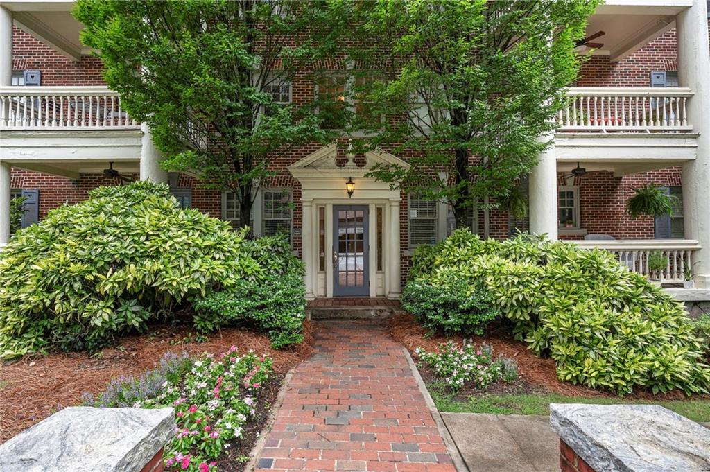 2 Collier Road NW Unit 9