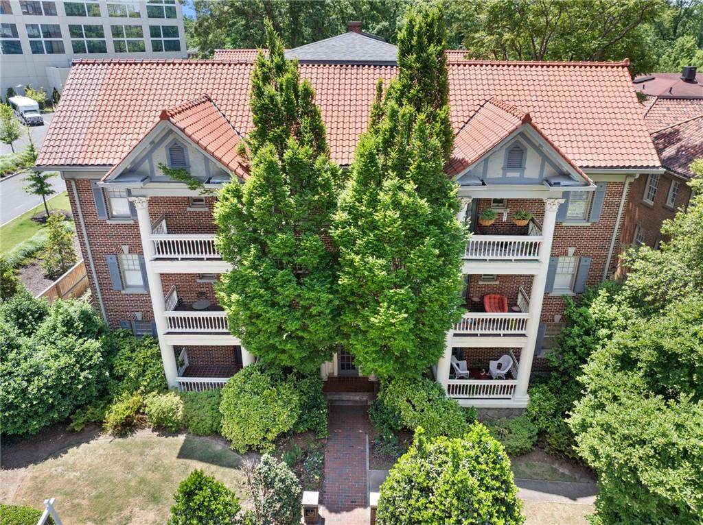 2 Collier Road NW Unit 9