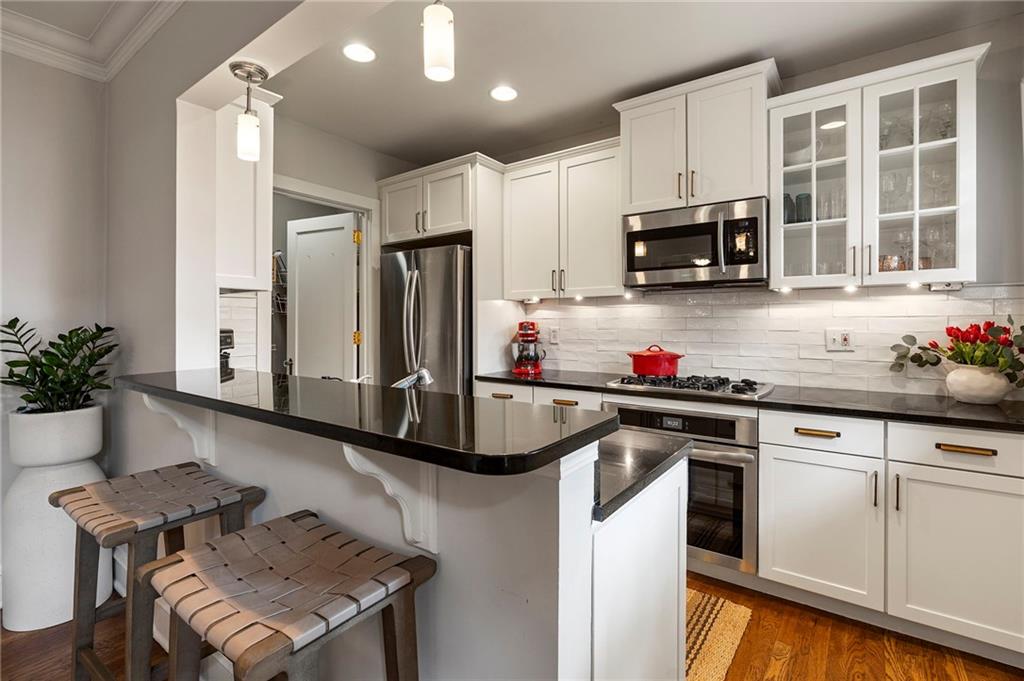 2 Collier Road NW Unit 9