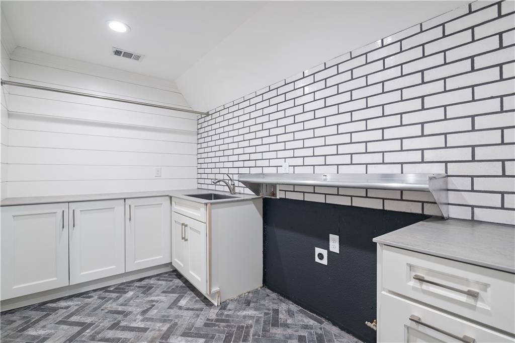 2442 Wistful Way