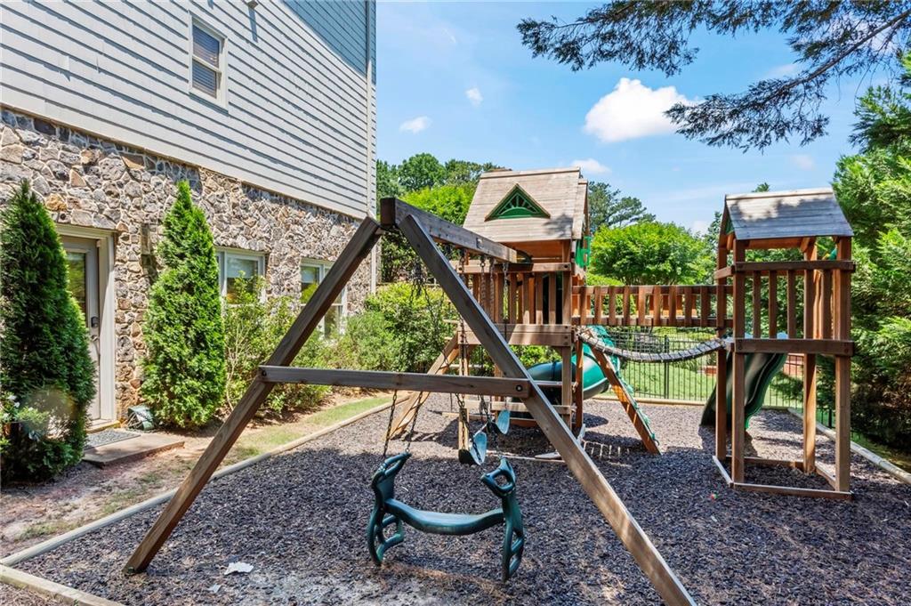 4370 Bowen Ridge Court SE