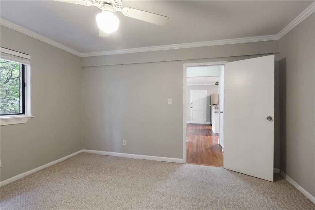 880 Glendale Terrace NE Unit 5