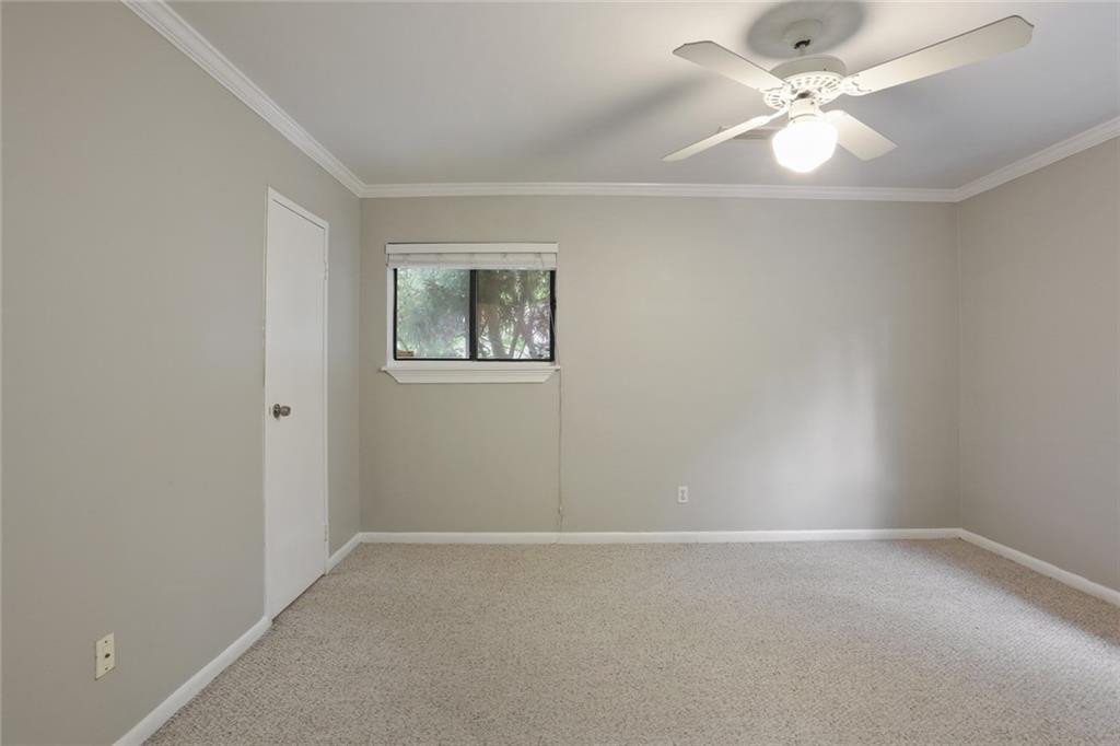 880 Glendale Terrace NE Unit 5