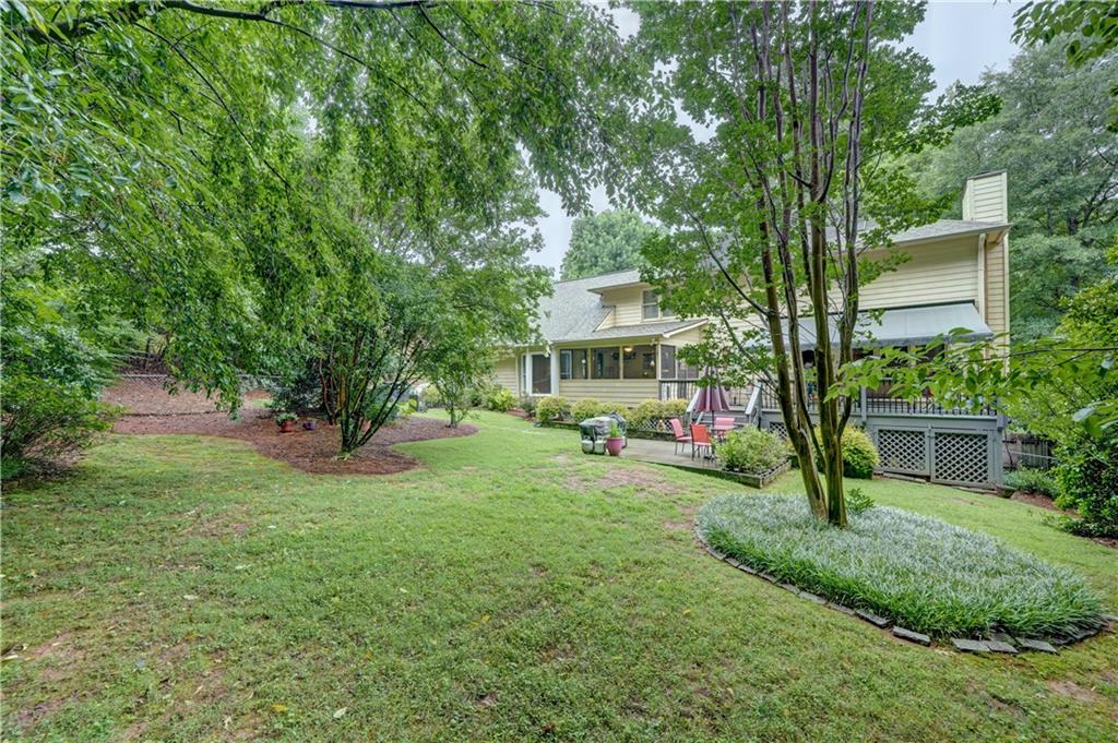 2722 Innsbruck Lane