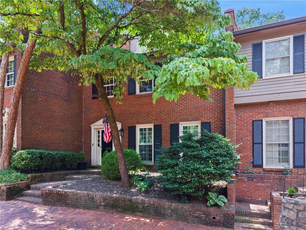 5241 Glenridge Drive