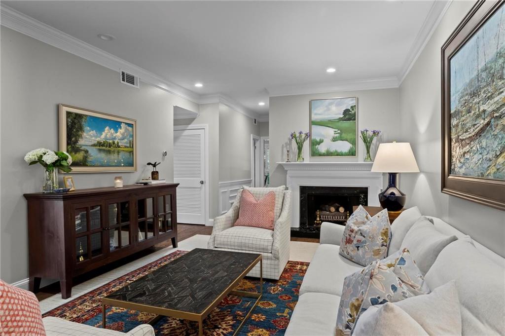 5241 Glenridge Drive