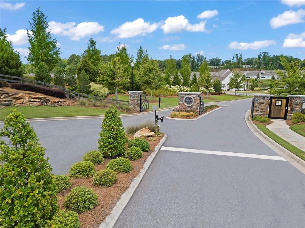 162 English Barn Way