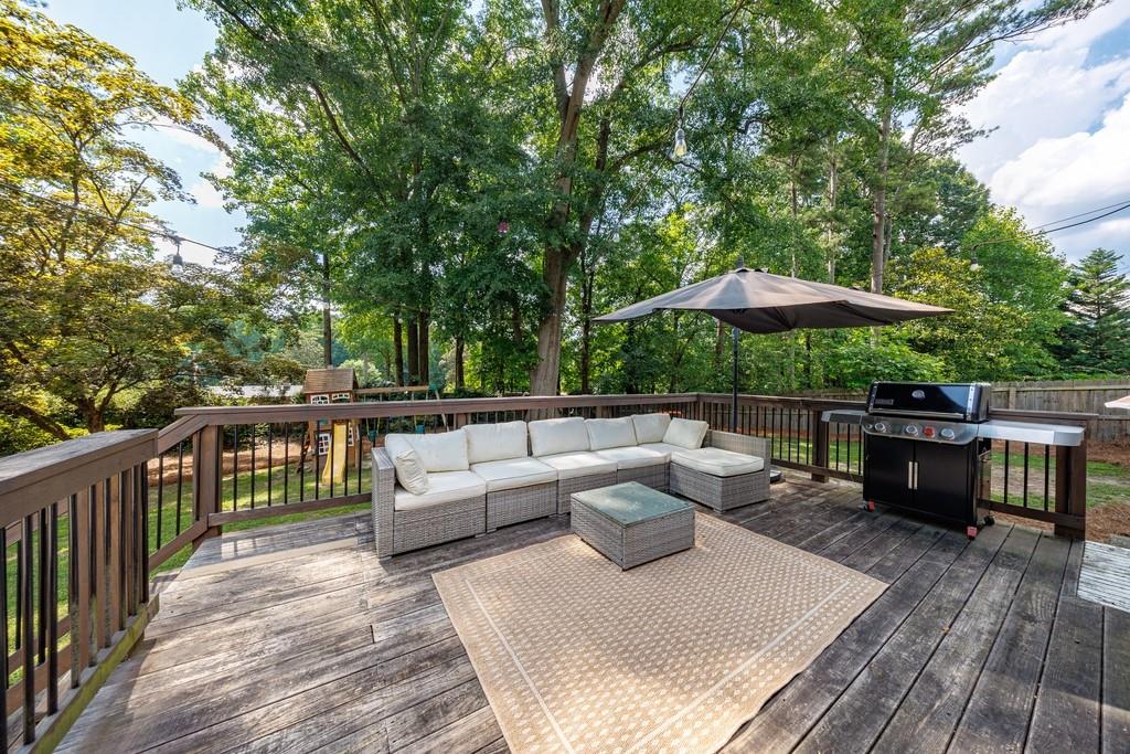 240 E Valley Drive
