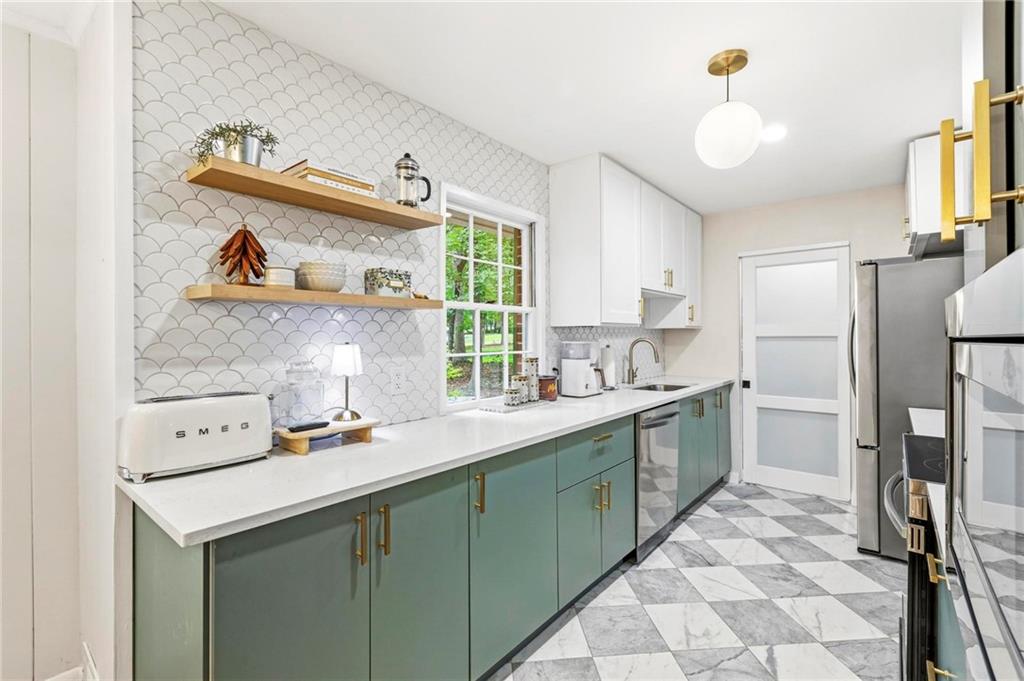 2373 Oxbow Circle