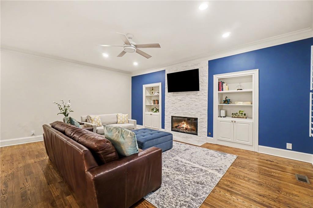 3190 Weston Place NW