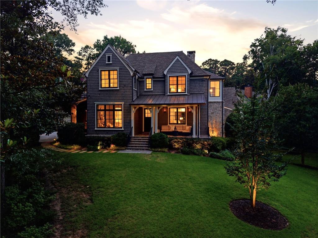 4384 Powers Ferry Road NW
