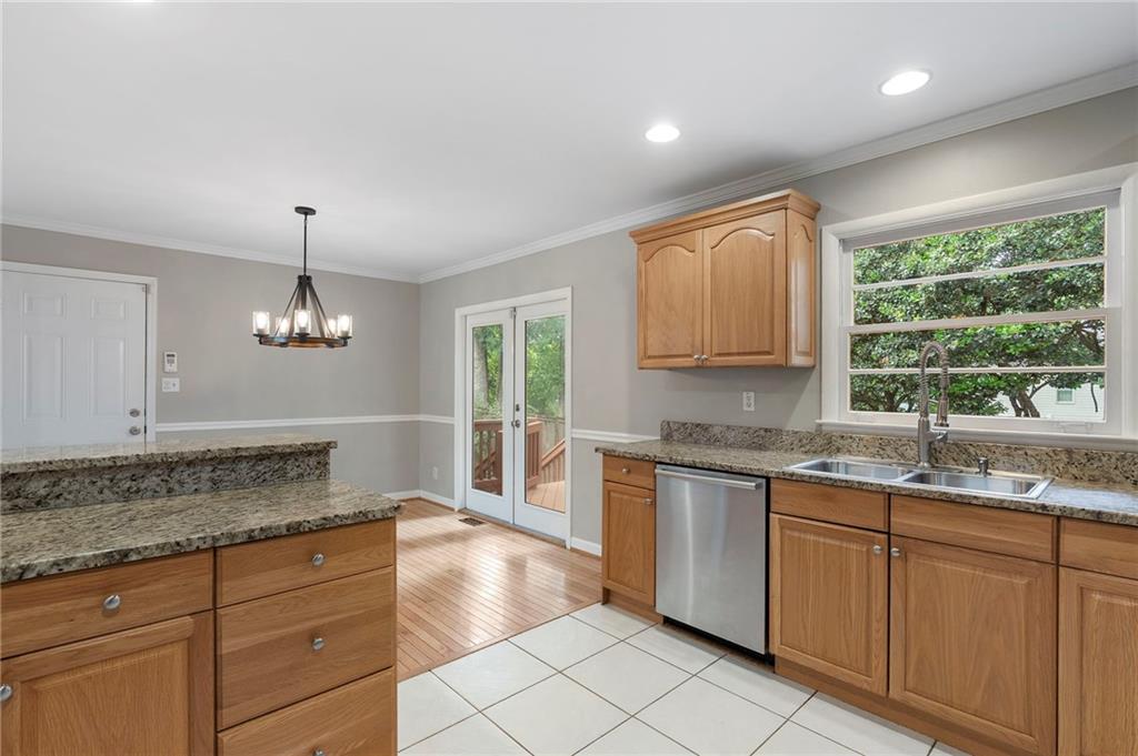 2353 Cortez Way NE