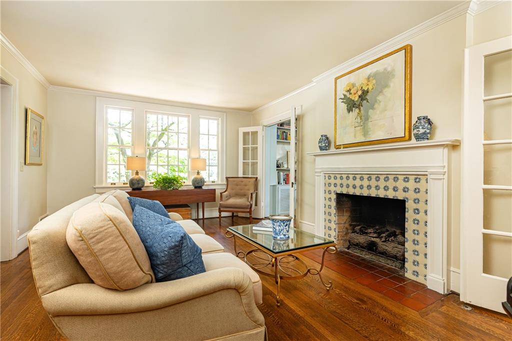 9 Palisades Road NE