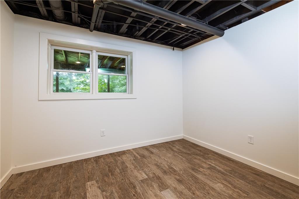 2431 Prince Howard Trail