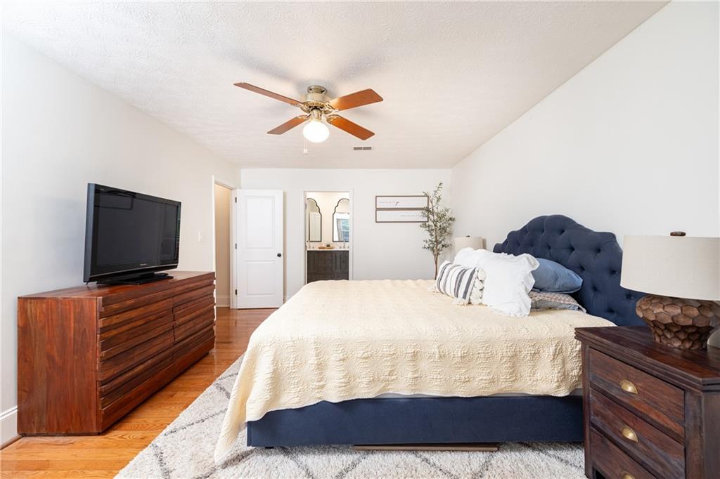 2431 Prince Howard Trail