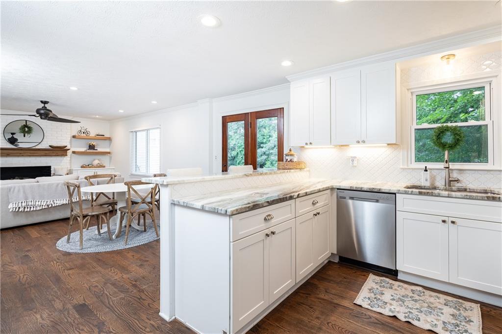 2431 Prince Howard Trail