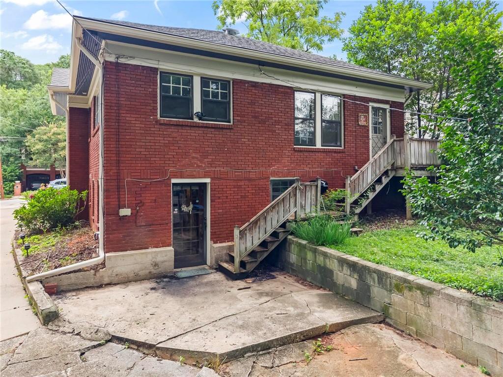 859 Virginia Circle NE