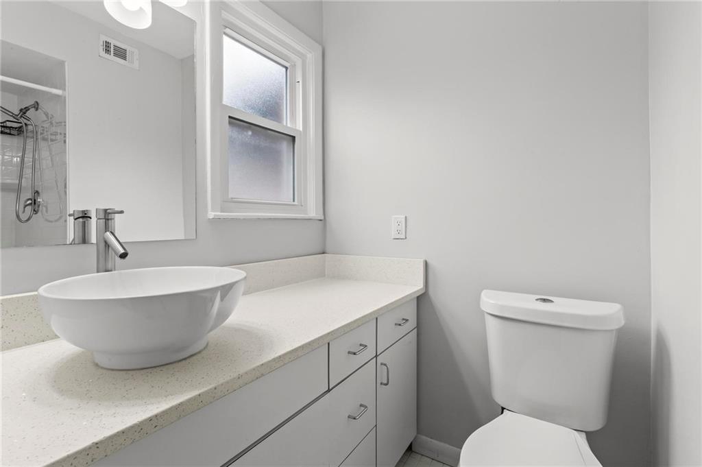 4282 Roswell Road NE Unit B2