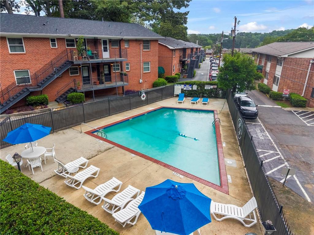 4282 Roswell Road NE Unit B2