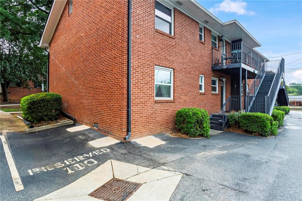 4282 Roswell Road NE Unit B2