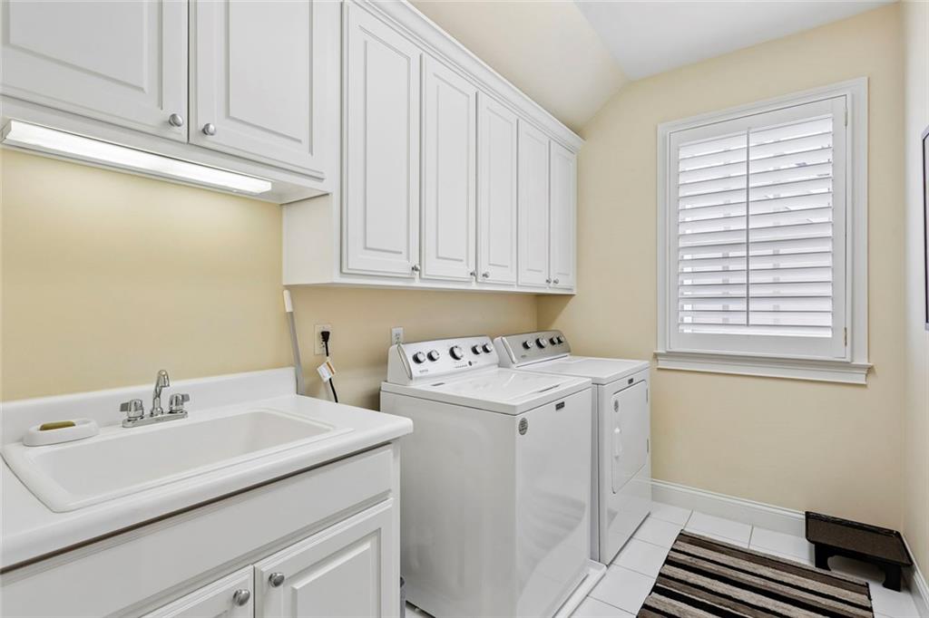 3436 Paces Ferry Circle SE