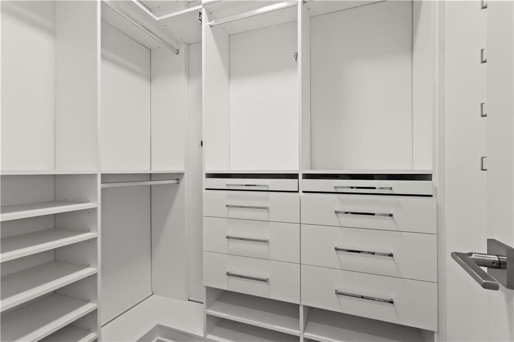 2520 Peachtree Road NW Unit 1003