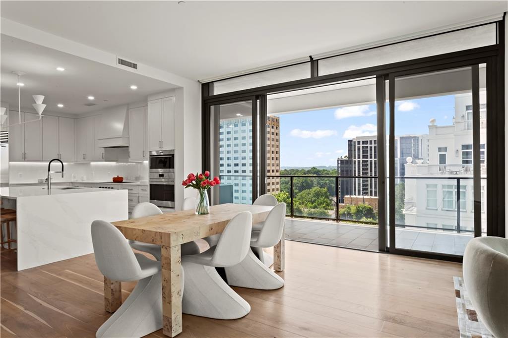 2520 Peachtree Road NW Unit 1003