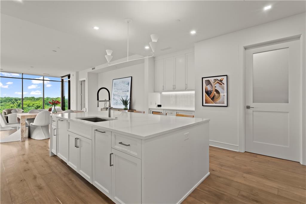 2520 Peachtree Road NW Unit 1003