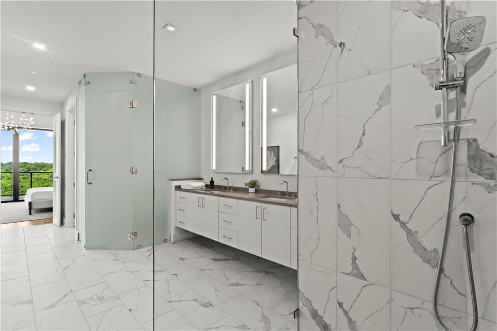 2520 Peachtree Road NW Unit 1003