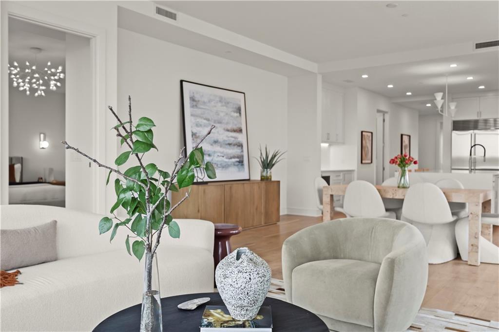 2520 Peachtree Road NW Unit 1003