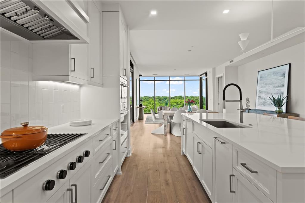 2520 Peachtree Road NW Unit 1003