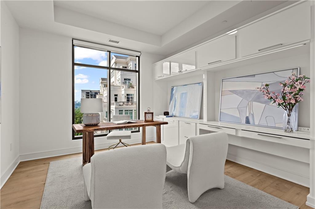 2520 Peachtree Road NW Unit 1003