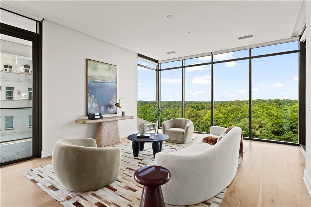 2520 Peachtree Road NW Unit 1003