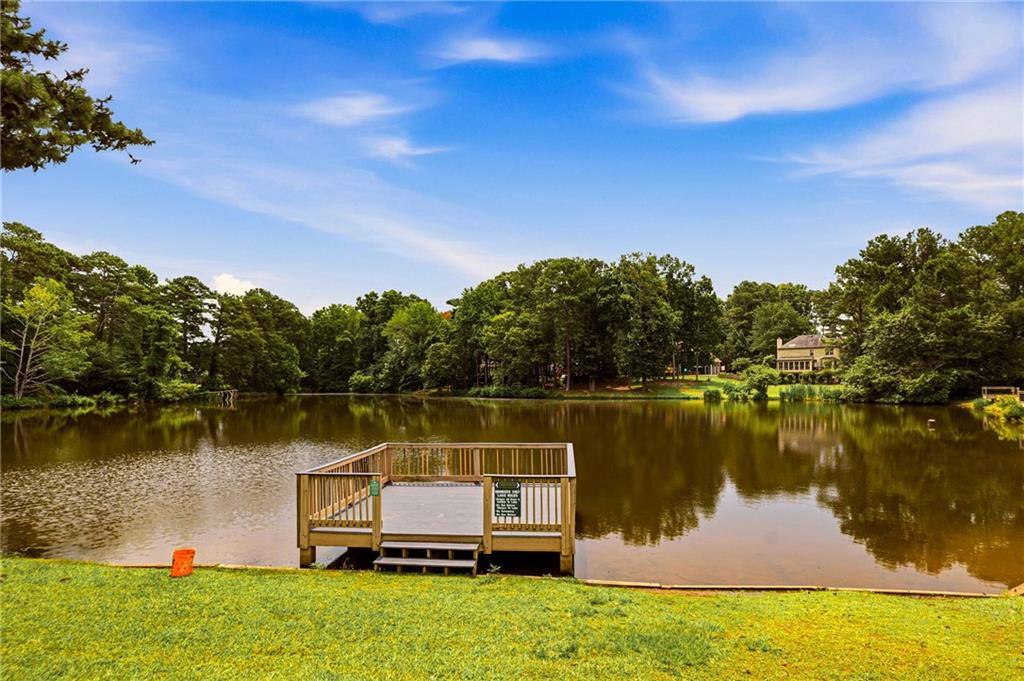 2571 Meadowglen Trail