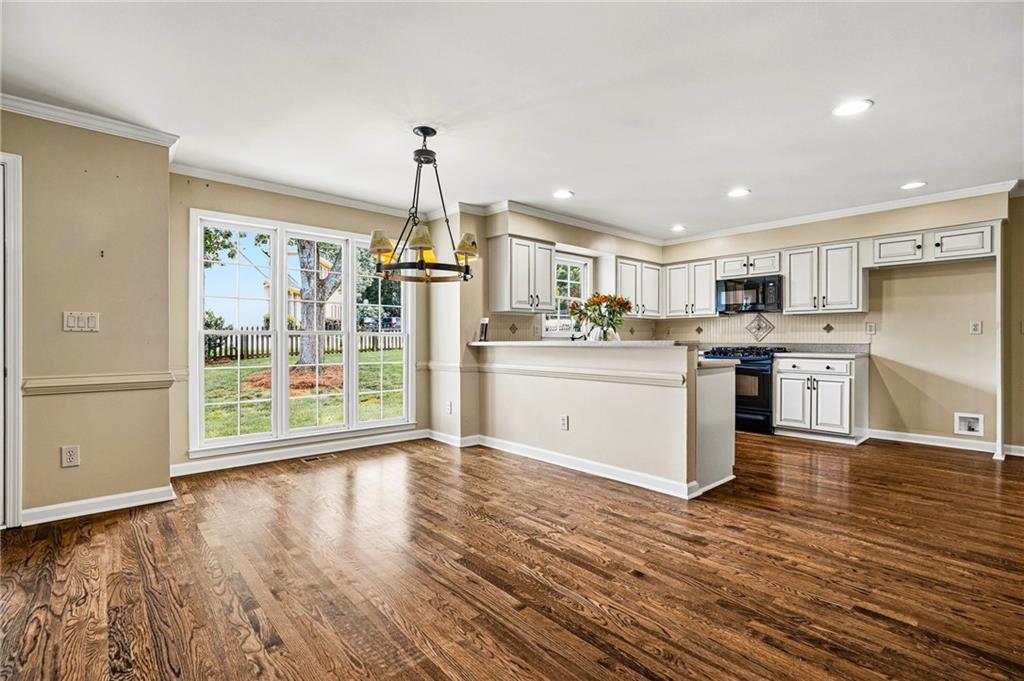 2571 Meadowglen Trail