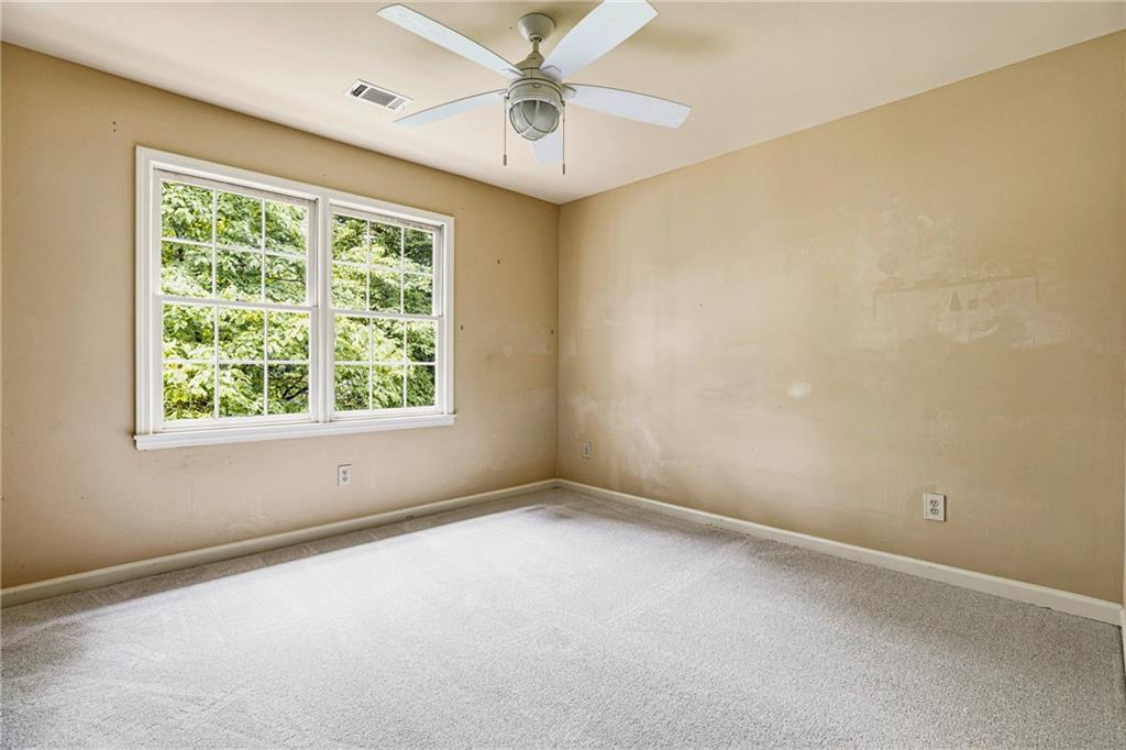 2571 Meadowglen Trail