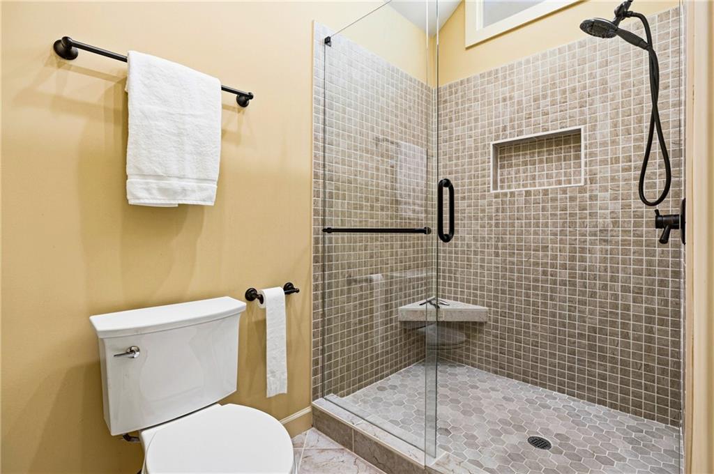 2571 Meadowglen Trail