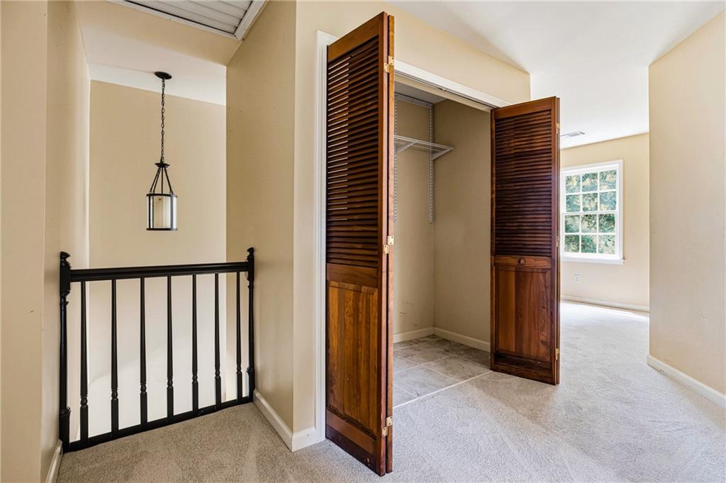 2571 Meadowglen Trail