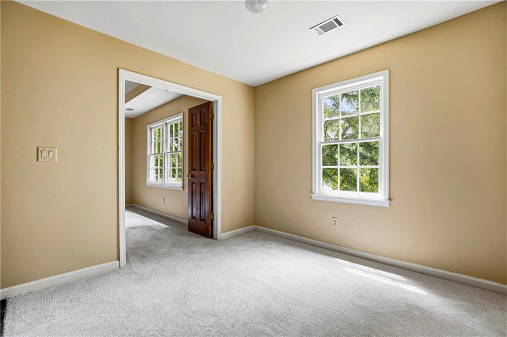 2571 Meadowglen Trail
