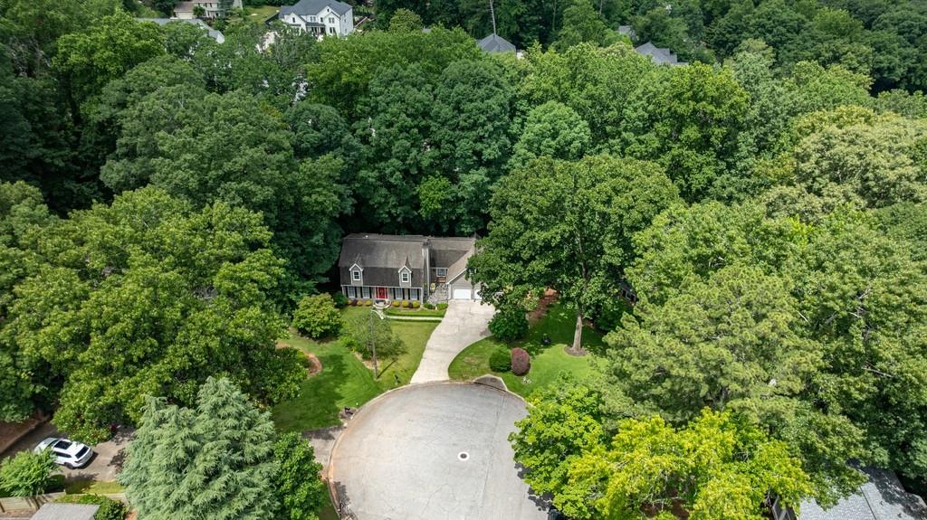 4002 Edgewood Court