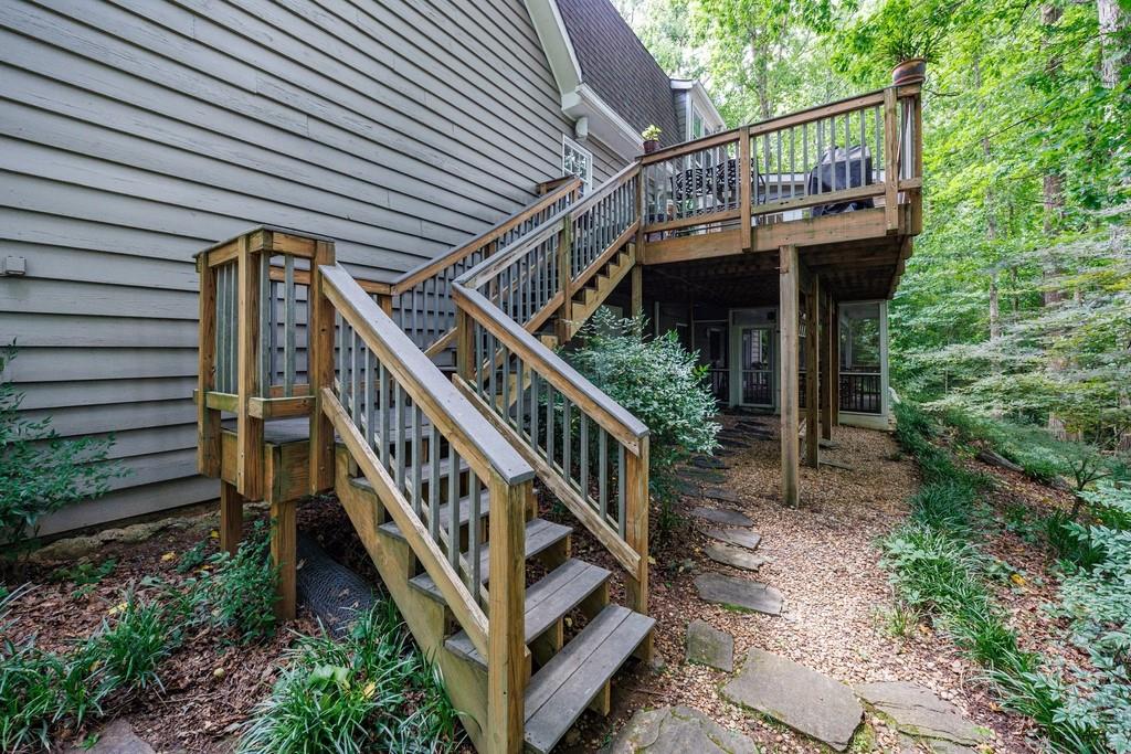 4002 Edgewood Court