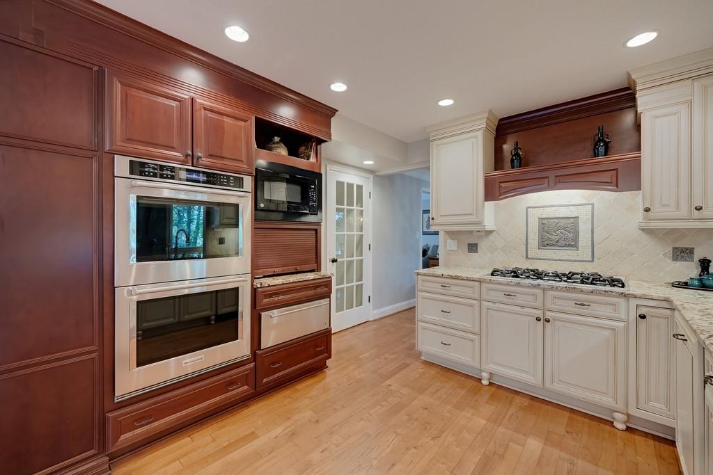 4002 Edgewood Court