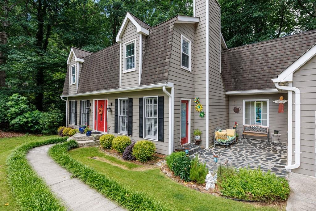 4002 Edgewood Court