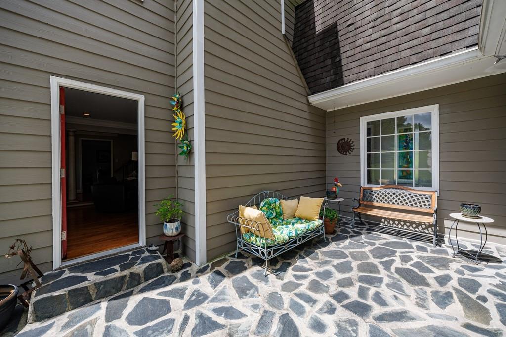 4002 Edgewood Court