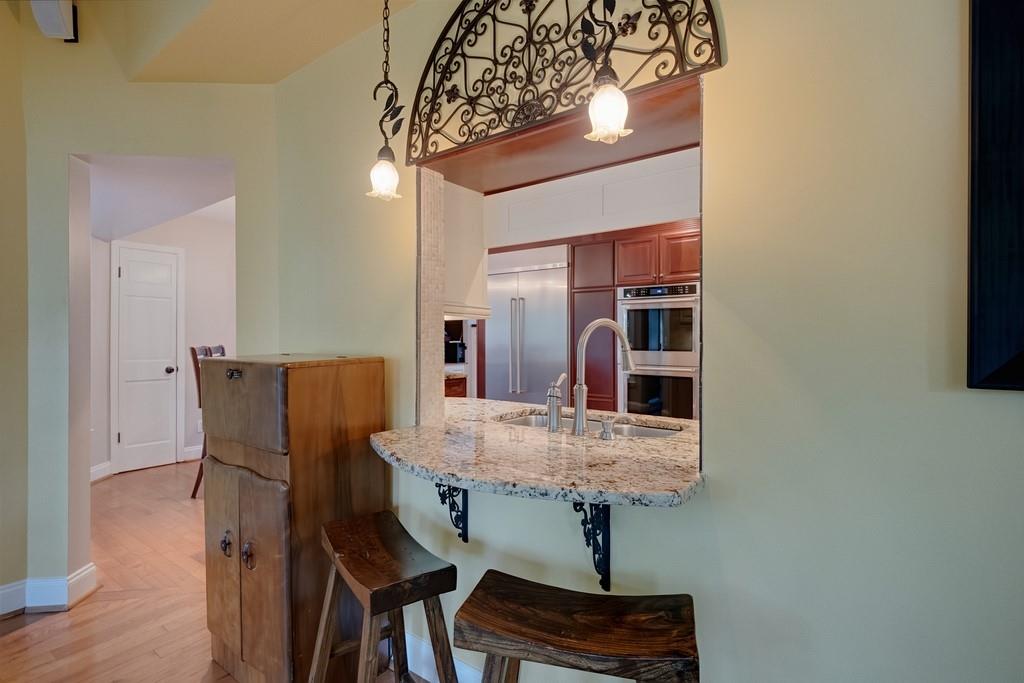 4002 Edgewood Court