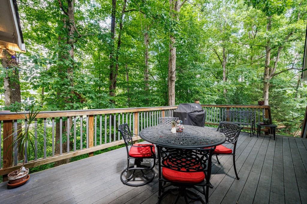 4002 Edgewood Court