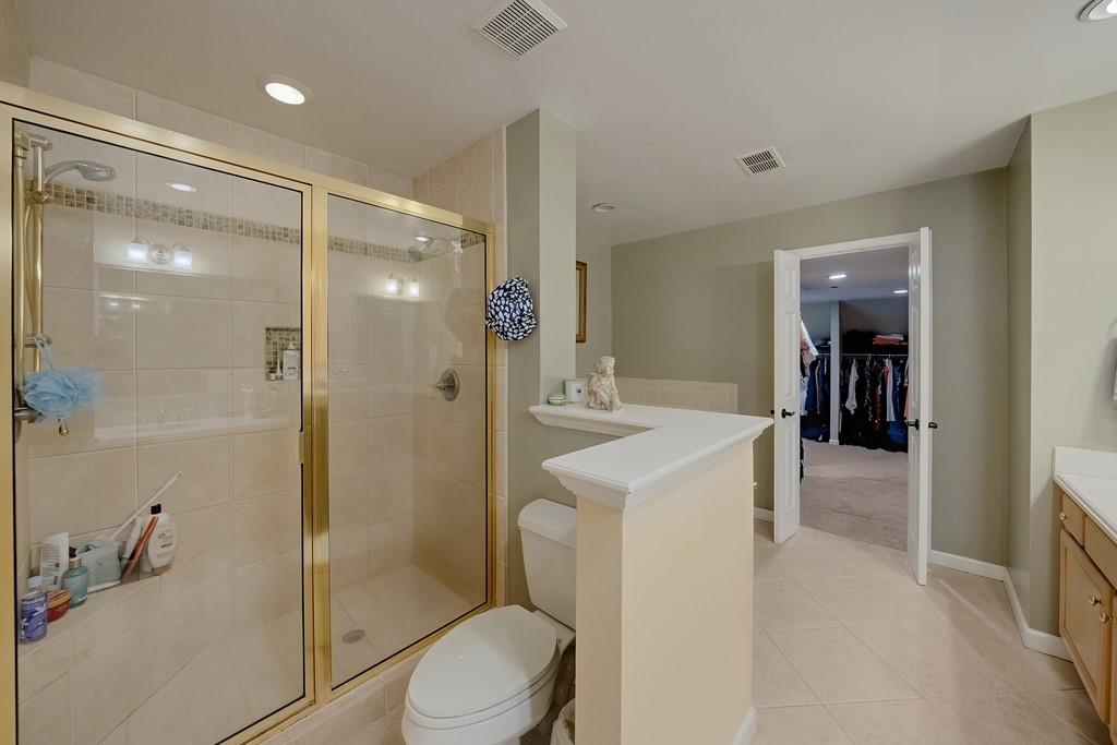4002 Edgewood Court