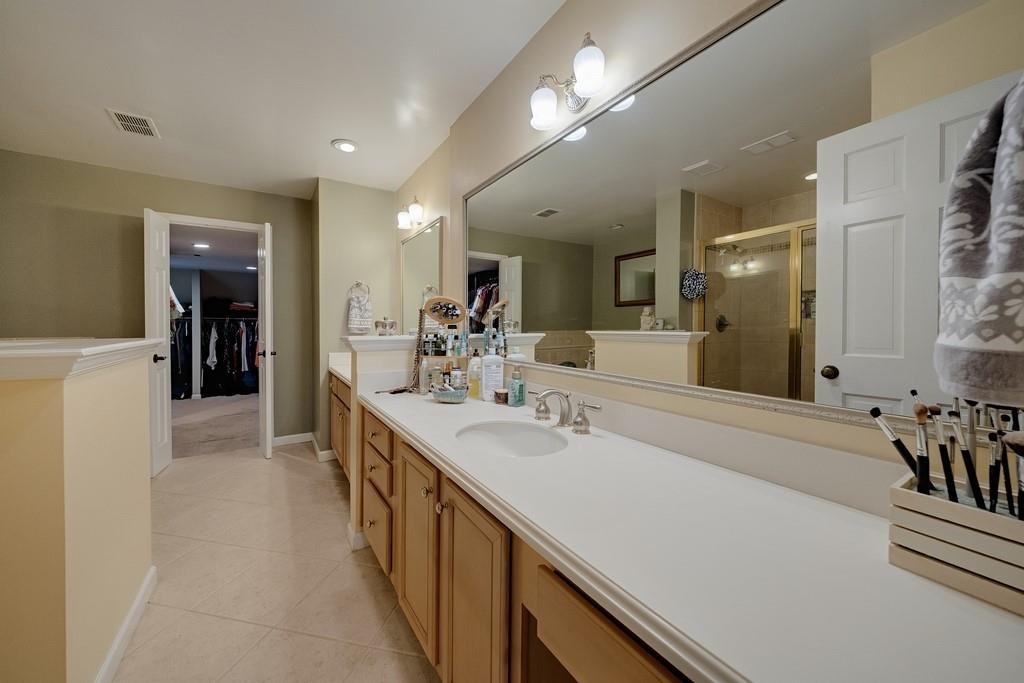 4002 Edgewood Court