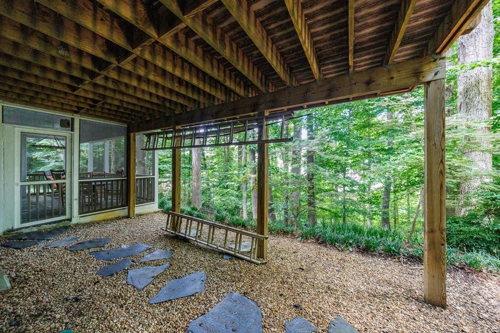 4002 Edgewood Court